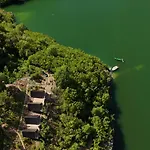 Twin Villas Komani Lake